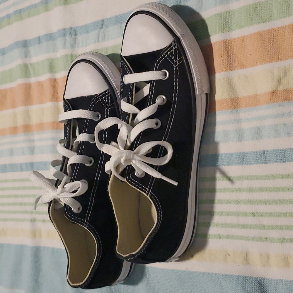 Converse Chuck Taylor All Star Lo Little Kid black and white size 3